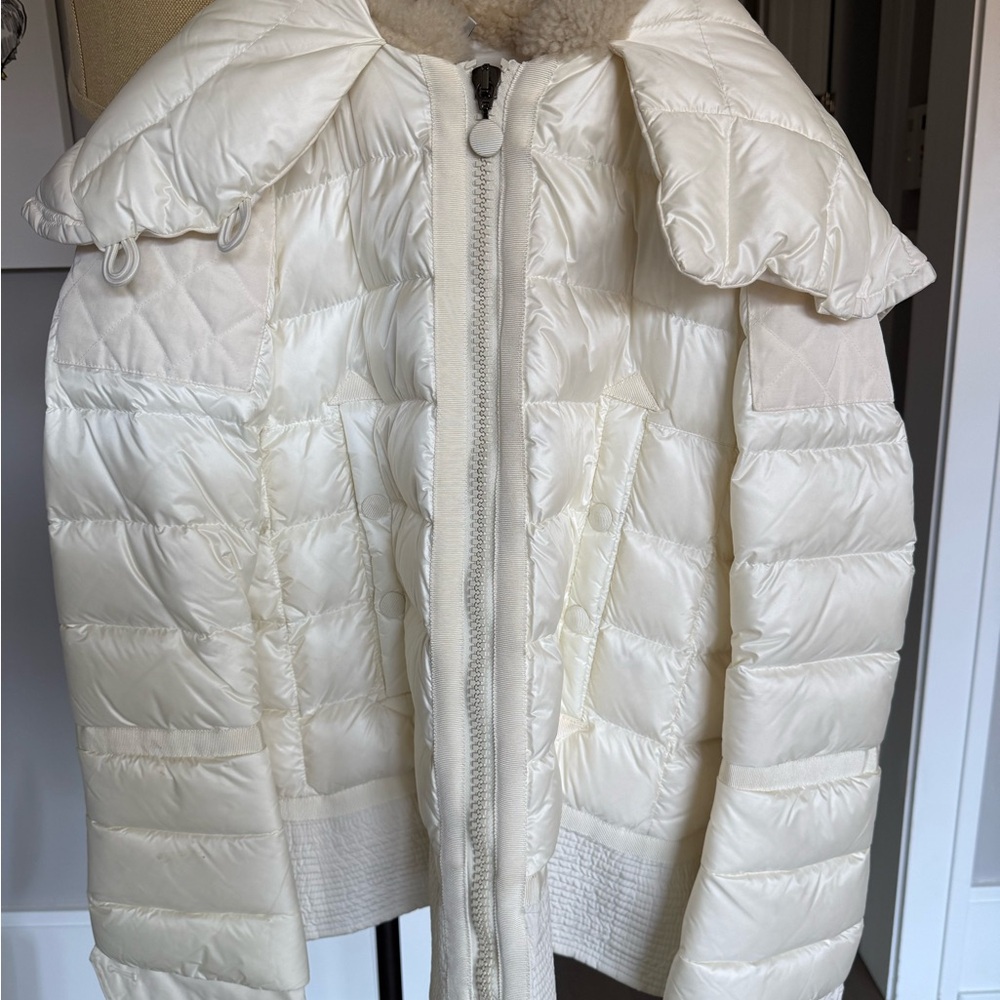 Moncler Vivienne Giubboto Women's Ivory Down Puffer - Size 2